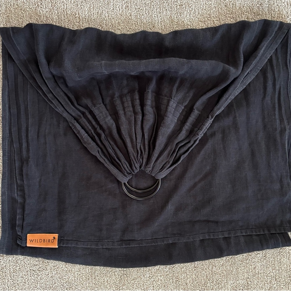 WildBird Charcoal Ring Sling Carrier